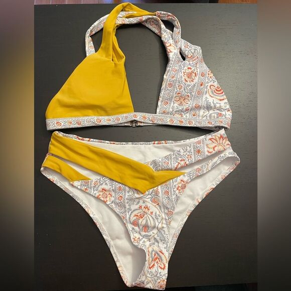 SHEIN Other - SHEIN Cross Split Strap Two Piece Bikini Yellow Floral Colorblock Women’s Size M